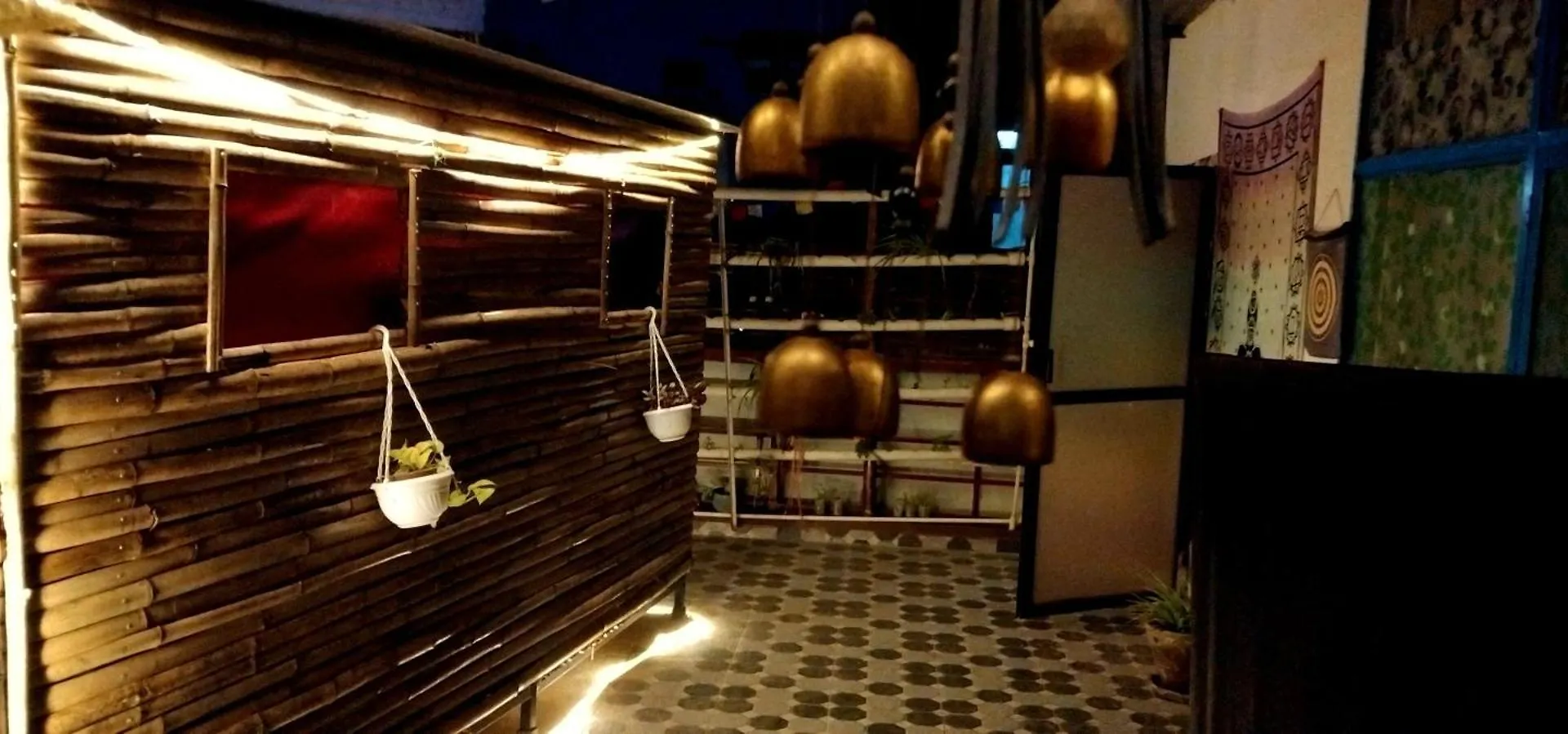Hostel Mystic Vibes Fitness- Commune Katmandu