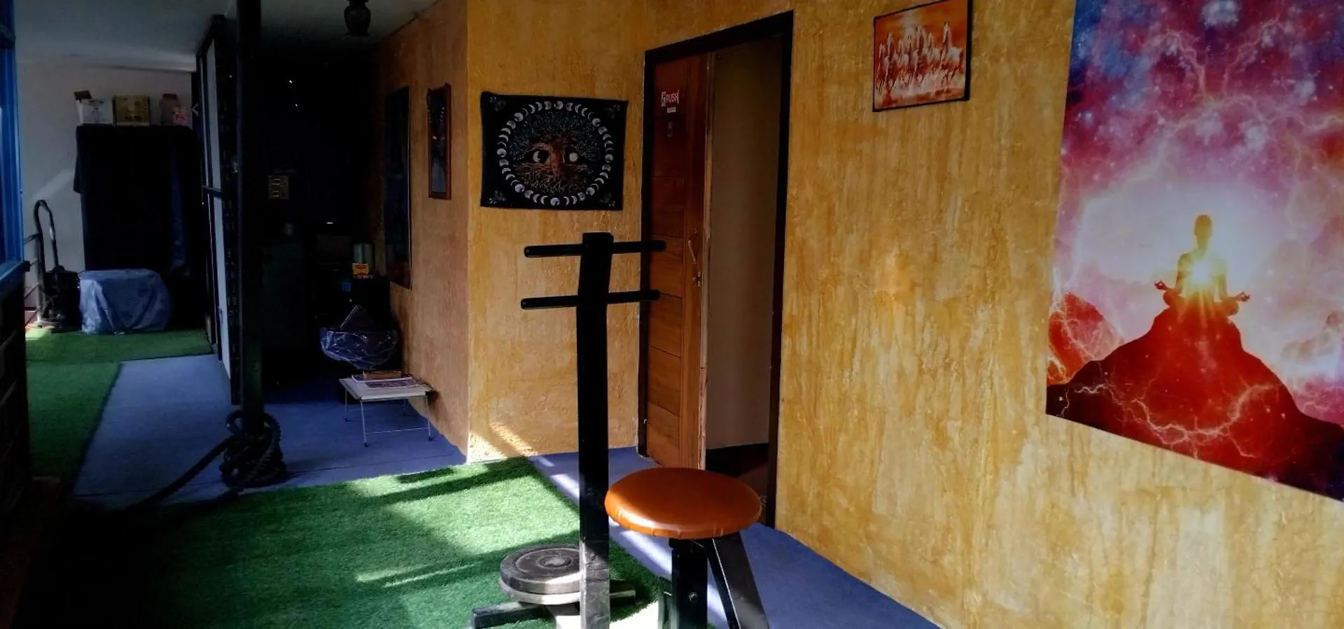 Mystic Vibes Fitness- Commune Катманду Непал