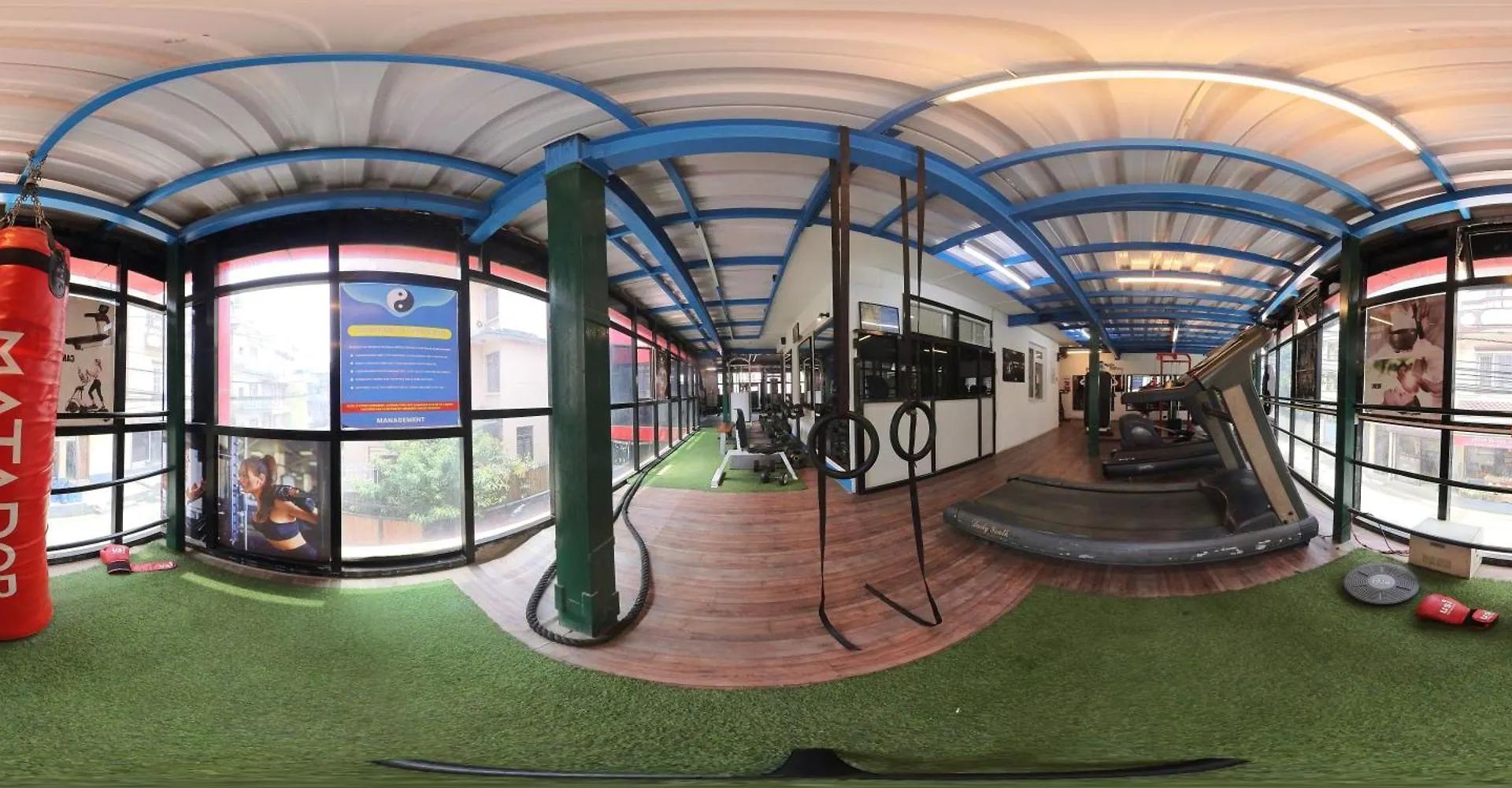 Mystic Vibes Fitness- Commune Катманду Хостел